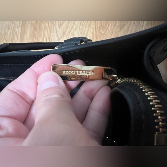 Michael Kors Dillon Large Saffiano Leather Satchel - Picture 8 of 10